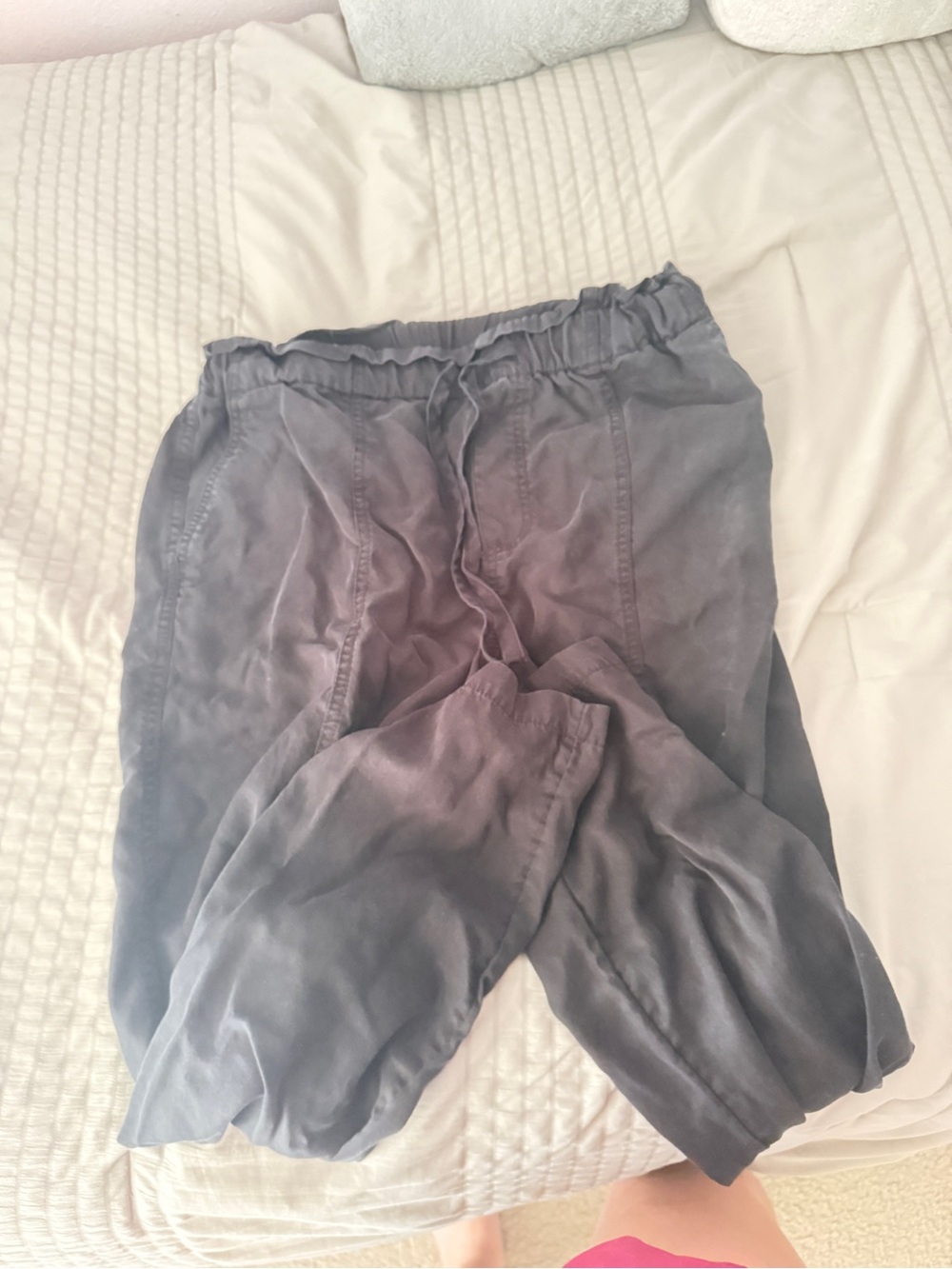 Women’s Casual Elastic-Waist Pants - Charcoal Gray
